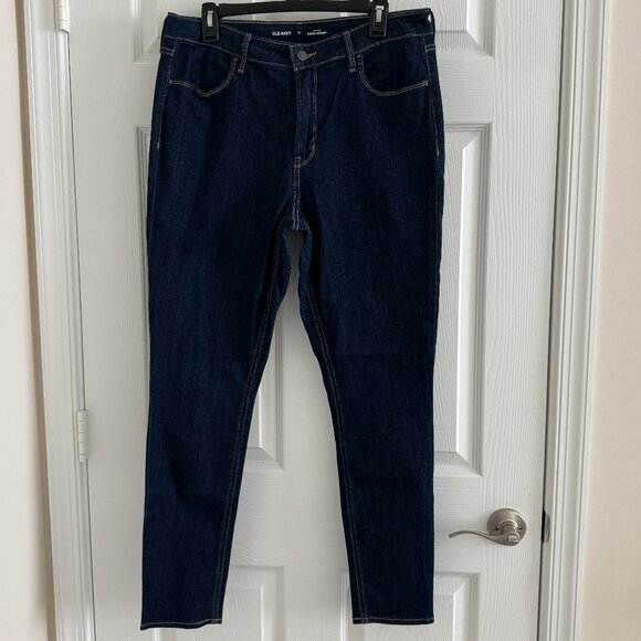 Old Navy Women´s Super Skinny Jeans, Size 12 - Picture 2 of 10